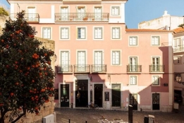 Новости рынка → В Лиссабоне продаётся квартира с фресками из дворцов